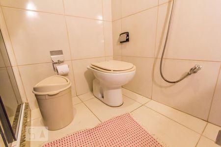 Casa de condomínio à venda com 300m², 5 quartos e 2 vagasBanheiro Social 1