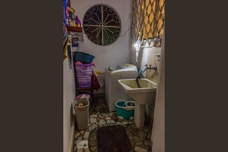 Casa de condomínio à venda com 300m², 5 quartos e 2 vagasÁrea de Serviço