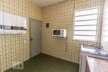 Casa de condomínio à venda com 300m², 5 quartos e 2 vagasCozinha