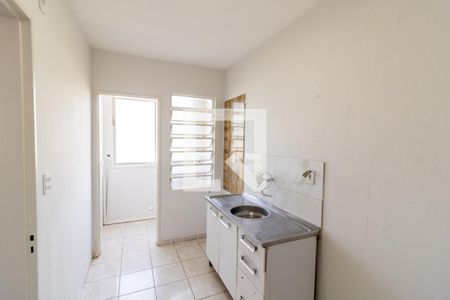 Cozinha de apartamento para alugar com 1 quarto, 44m² em Santa Tereza, Porto Alegre
