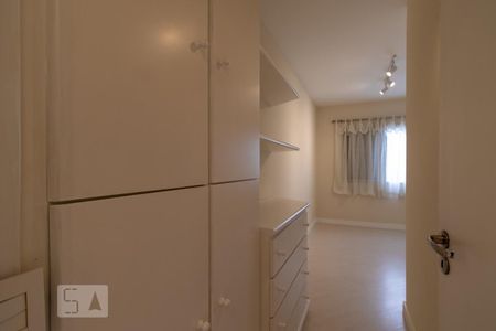 Apartamento para alugar com 76m², 2 quartos e 1 vagaSuíte