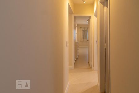 Apartamento para alugar com 76m², 2 quartos e 1 vagaCorredor