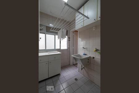 Apartamento para alugar com 76m², 2 quartos e 1 vagaÁrea de Serviço