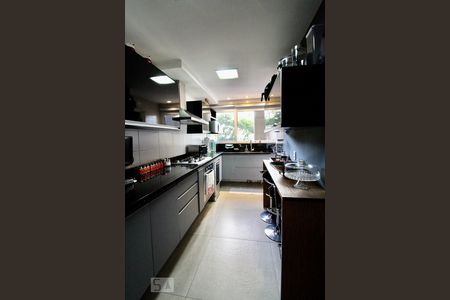 Apartamento à venda com 183m², 3 quartos e 3 vagasCozinha