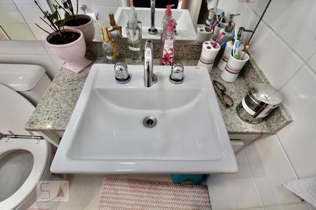 Apartamento à venda com 183m², 3 quartos e 3 vagasBanheiro da Suíte 2