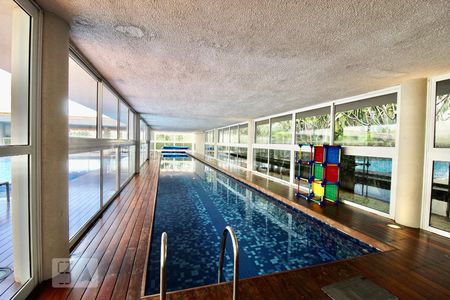 Apartamento à venda com 183m², 3 quartos e 3 vagasPiscina - Bar