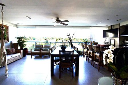 Varanda de apartamento à venda com 3 quartos, 183m² em Campo Belo, São Paulo