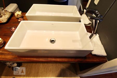 Apartamento à venda com 183m², 3 quartos e 3 vagasLavabo - Pia