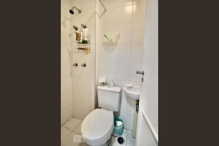 Apartamento à venda com 183m², 3 quartos e 3 vagasBanheiro de Serviço