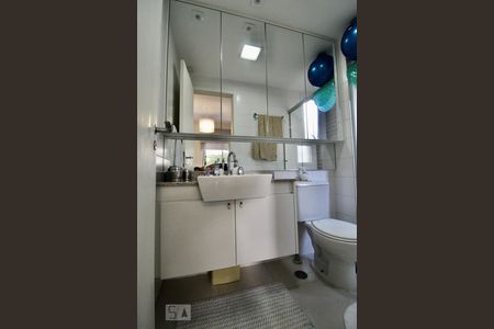 Apartamento à venda com 183m², 3 quartos e 3 vagasBanheiro da Suíte 3