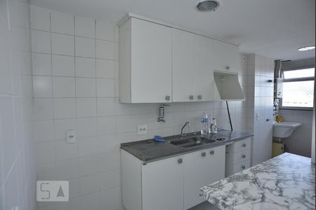Apartamento à venda com 54m², 2 quartos e 1 vagaCozinha