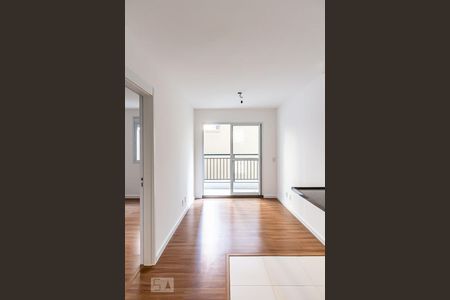 Sala com cozinha de apartamento para alugar com 1 quarto, 35m² em República, São Paulo