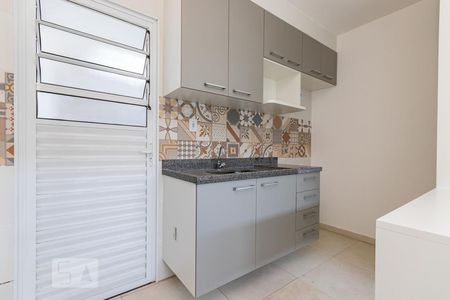 Apartamento à venda com 41m², 2 quartos e sem vaga Apartamento à venda com 41m², 2 quartos e sem vagaCozinha