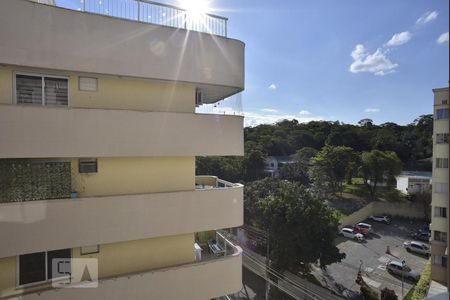 Vista do Quarto de apartamento para alugar com 2 quartos, 62m² em Pechincha, Rio de Janeiro