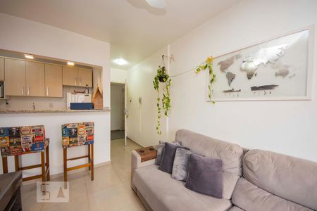 Sala  de apartamento à venda com 1 quarto, 39m² em São Sebastião, Porto Alegre