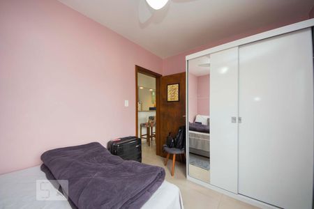Quarto  de apartamento à venda com 1 quarto, 39m² em São Sebastião, Porto Alegre