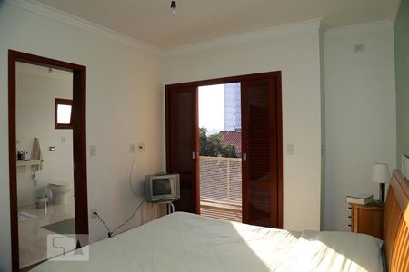 Casa à venda com 385m², 4 quartos e 6 vagasSuíte 1