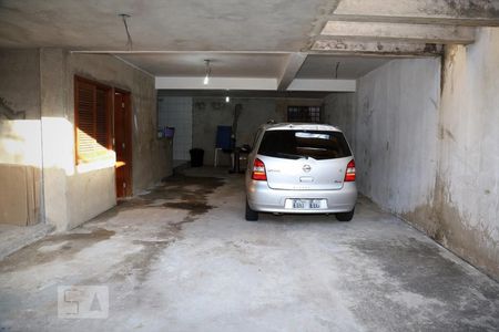 Casa à venda com 385m², 4 quartos e 6 vagasGaragem