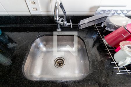 Apartamento para alugar com 56m², 2 quartos e 1 vagaDetalhe - Cozinha