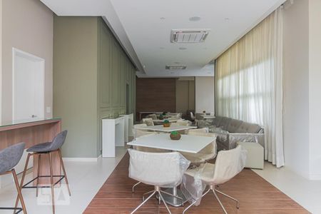 Apartamento à venda com 79m², 2 quartos e 2 vagasSalão de Festas