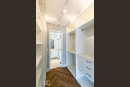 Closet de kitnet/studio à venda com 1 quarto, 61m² em Itaim Bibi, São Paulo