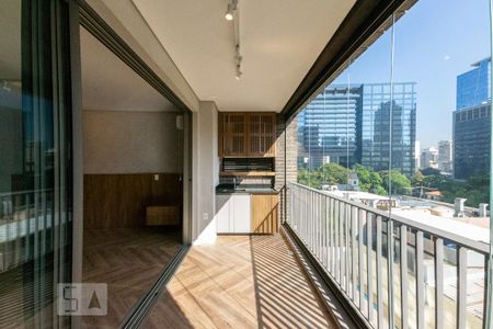 Varanda de kitnet/studio à venda com 1 quarto, 61m² em Itaim Bibi, São Paulo