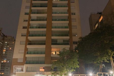 Apartamento para alugar com 103m², 3 quartos e 2 vagas Apartamento para alugar com 103m², 3 quartos e 2 vagasFachada