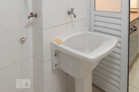 Apartamento para alugar com 103m², 3 quartos e 2 vagas Apartamento para alugar com 103m², 3 quartos e 2 vagasÁrea de Serviço
