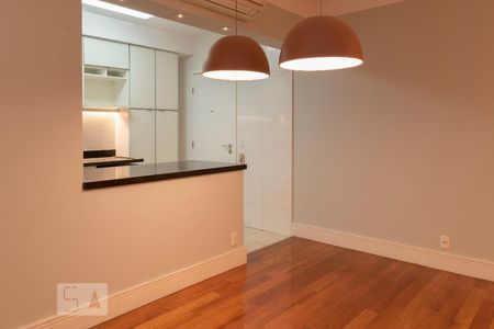 Apartamento para alugar com 103m², 3 quartos e 2 vagas Apartamento para alugar com 103m², 3 quartos e 2 vagasCozinha