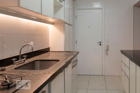 Apartamento para alugar com 103m², 3 quartos e 2 vagas Apartamento para alugar com 103m², 3 quartos e 2 vagasCozinha