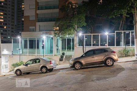 Apartamento para alugar com 103m², 3 quartos e 2 vagas Apartamento para alugar com 103m², 3 quartos e 2 vagasFachada