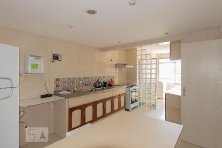 Apartamento para alugar com 180m², 4 quartos e 3 vagasCozinha