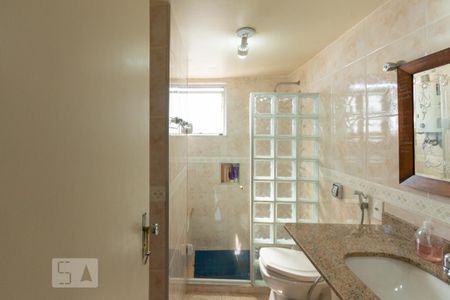 Apartamento para alugar com 180m², 4 quartos e 3 vagasBanheiro
