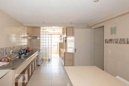Apartamento para alugar com 180m², 4 quartos e 3 vagasCozinha