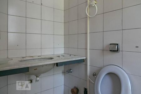 Apartamento à venda com 83m², 3 quartos e 2 vagasBanheiro do Quarto 3