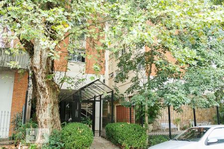 Apartamento para alugar com 92m², 3 quartos e sem vaga Apartamento para alugar com 92m², 3 quartos e sem vagaFachada