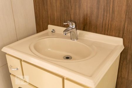 Apartamento para alugar com 92m², 3 quartos e sem vagaBanheiro - Torneira