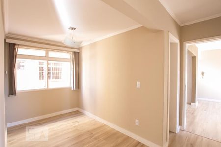 Apartamento para alugar com 92m², 3 quartos e sem vagaEscritório