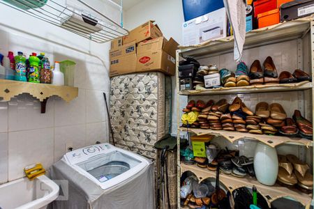 Área de Serviço de apartamento para alugar com 2 quartos, 82m² em Icaraí, Niterói