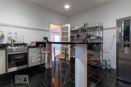 Casa à venda com 450m², 4 quartos e 4 vagasCozinha