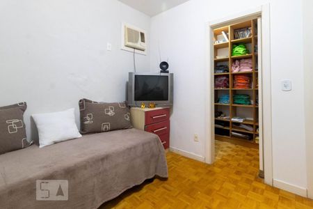 Casa à venda com 450m², 4 quartos e 4 vagasQuarto 2