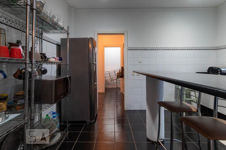 Casa à venda com 450m², 4 quartos e 4 vagasCozinha