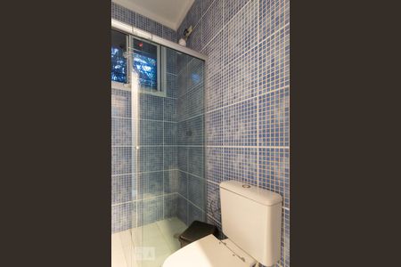 Casa à venda com 450m², 4 quartos e 4 vagasBanheiro do Salão de Festas