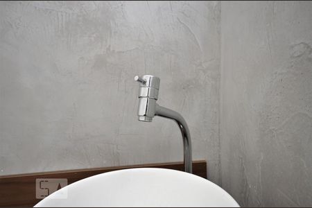 Apartamento à venda com 30m², 1 quarto e sem vagaBanheiro - Torneira