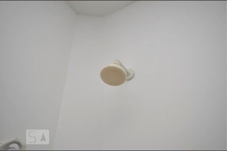 Apartamento à venda com 30m², 1 quarto e sem vagaChuveiro