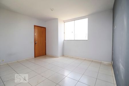 Sala de apartamento para alugar com 2 quartos, 70m² em Vila Rosa, Goiânia