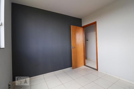 Quarto 1 de apartamento para alugar com 2 quartos, 70m² em Vila Rosa, Goiânia