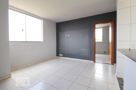 Sala de apartamento para alugar com 2 quartos, 70m² em Vila Rosa, Goiânia