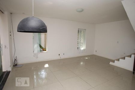 Casa para alugar com 160m², 2 quartos e 1 vagaSala