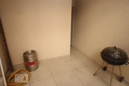 Casa para alugar com 160m², 2 quartos e 1 vagaQuintal